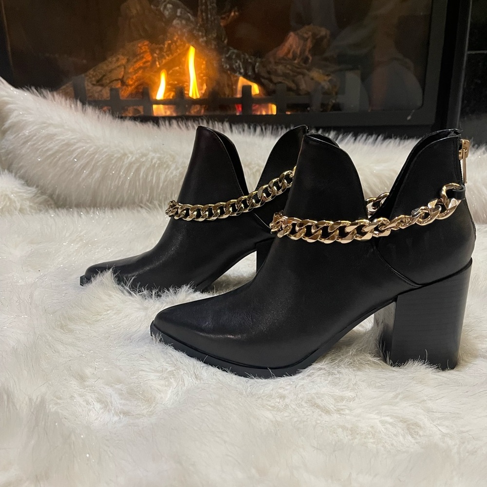 Steve Madden Black Ankle Boots with Gold Chain